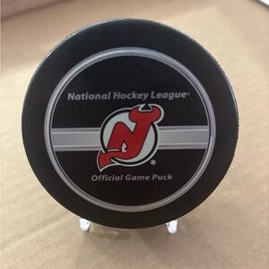 NHL‎ Official NJ Devils Practice Game Puck
